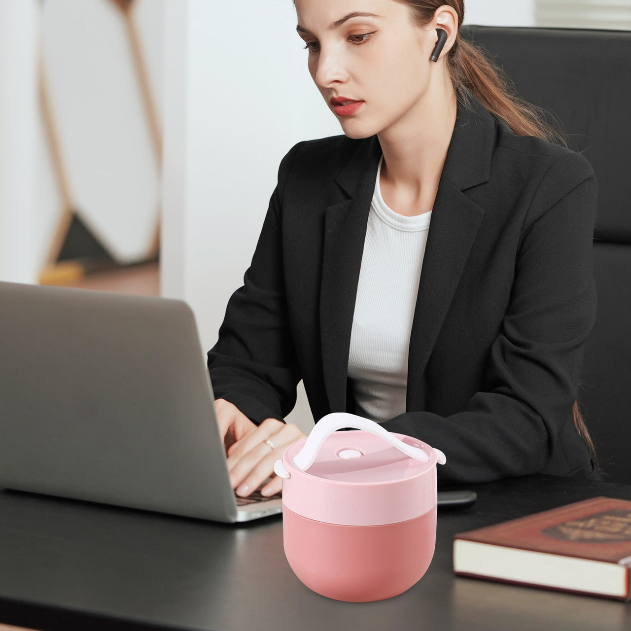 Ramen BBlueowl, Soup Bowls, Microwave Ramen Bowl with Lid, Lunch Box with Lid, Durable and Heat Resistant Bowl for Noodles, Rice, and Soups, Perfect for Home, Office, or School Meals， Z17_Pink