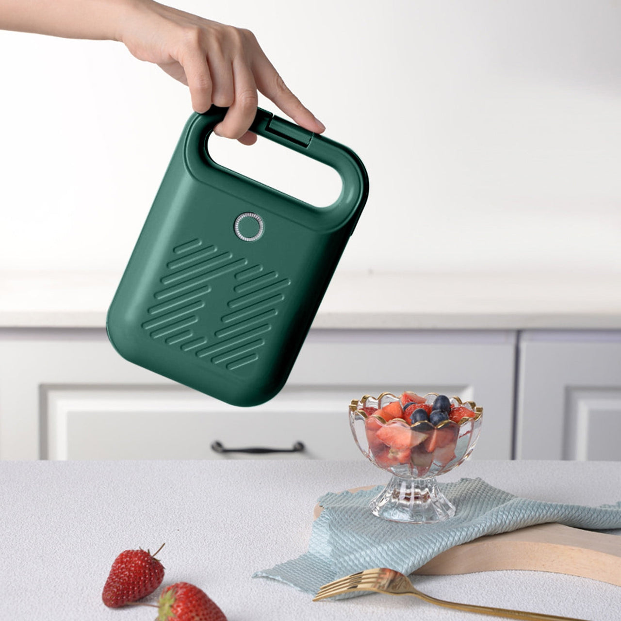 Mini Waffle Maker Machine,Sandwich Iron Maker Press Toaster Grilled Cheese Breakfast,Compact Design LED Indicator Lights,Portable Handle Non-stick for Breakfast,Dessert Green