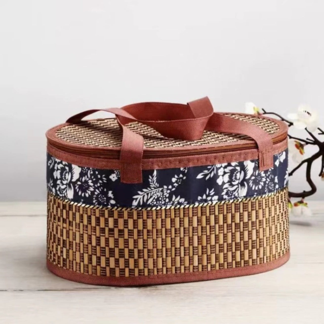 Wicker Basket with Lid,Wicker Picnic Basket with Double Handles,Woven Picnic Storage Rattan Wicker Egg Serving Gift Baskets Food Vintage Organizer Fruit Lid Hyacinth Medium Wicker Basket,Brown Khaki