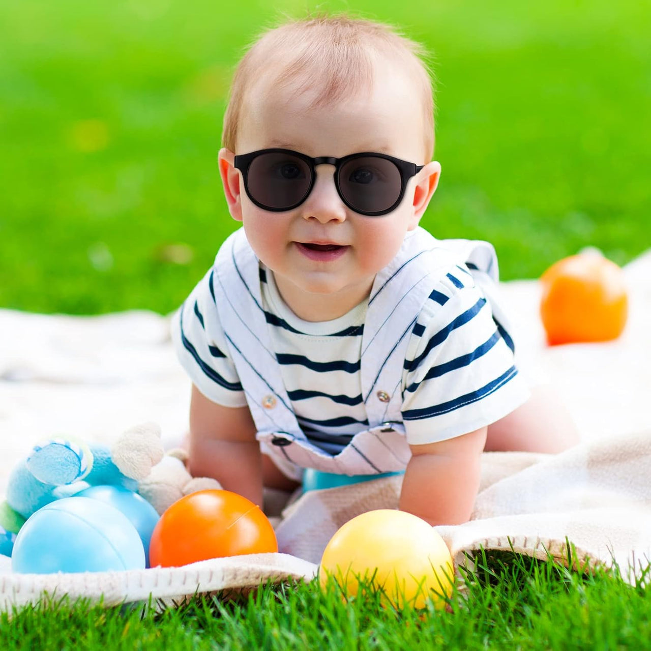 2 PCS Baby Toddler Sunglasses with Strap Kids Polarized Sun Glasses UV-400 Flexible Frame Unbreakable Sunglasses for Boys and Girls Age 0-3