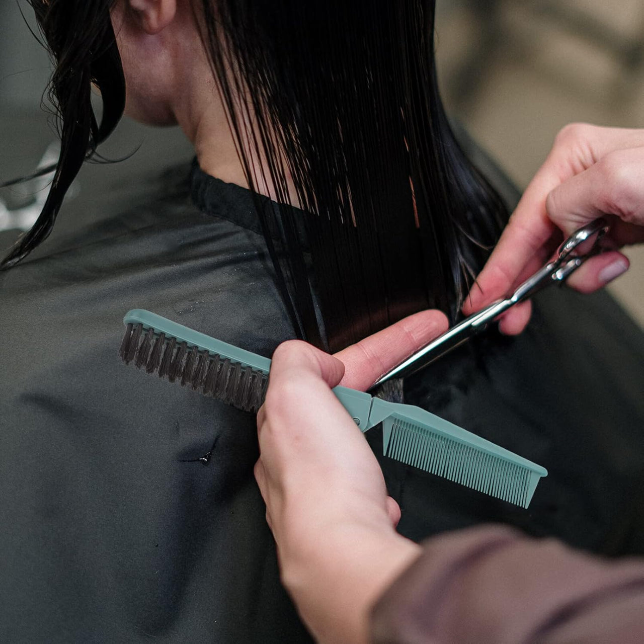 2Pcs Small Double Folding Hair Brush： Hair Styling Salon Brush Comb Folding Comb Double Use Comb for Curly And Straight Hair