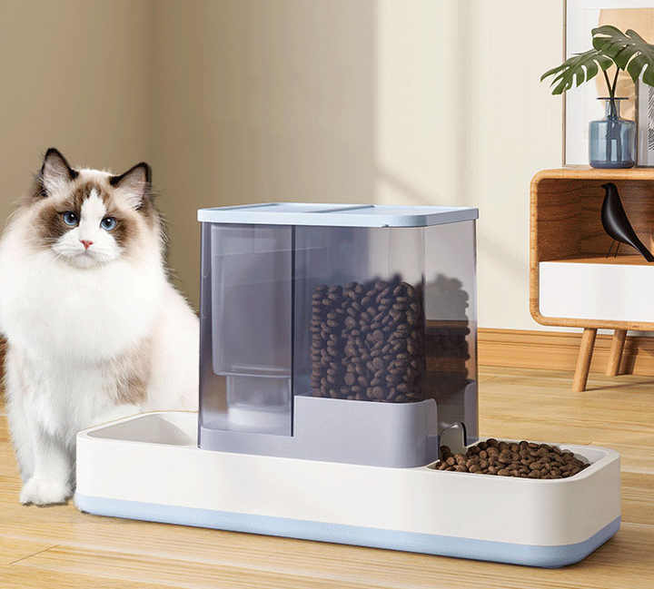 Grey 2-in-1 Automatic Pet Water and Food Dispenser - Gravity Feeder for Cats and Dogs
