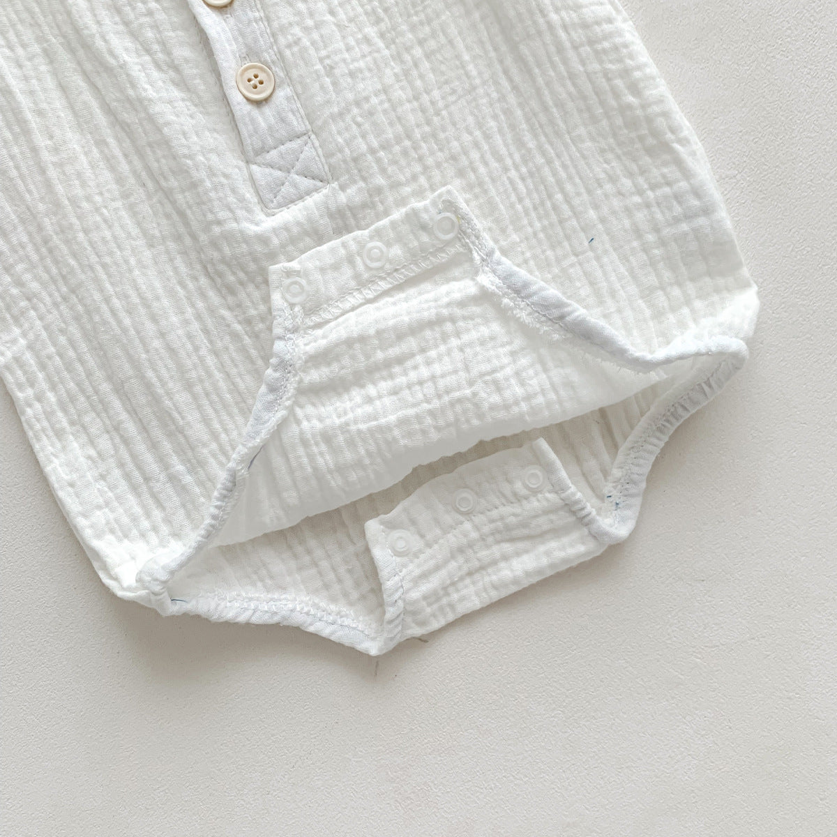 100cm White Sleeveless Bubble Cotton Baby Romper - Soft Newborn Onesie for Boys and Girls, 0-2 Years