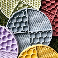 Thumbnail for 2 Pcs Light Green Honeycomb Pet Slow Feeder Bowl - Anti-Choke Silicone Lick Mat with Suction for Dogs